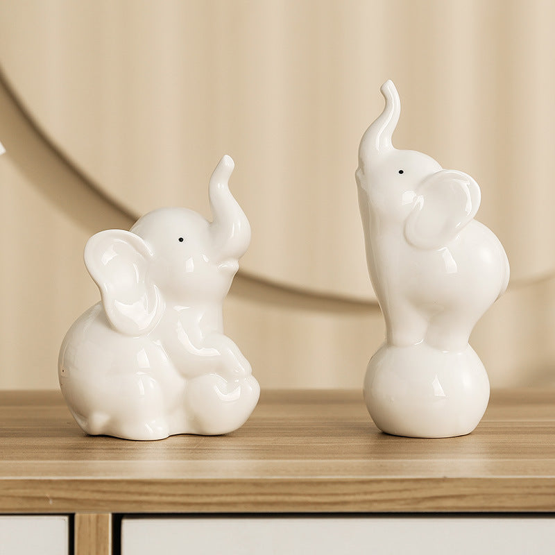 Playful and elegant elephant decorative figure Bowlift
