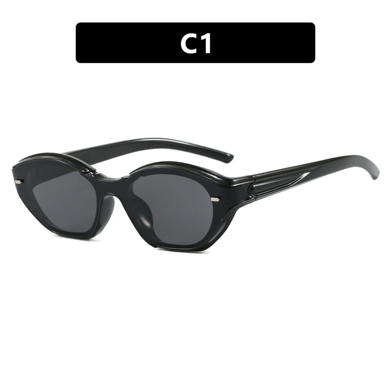 Women's fashionable sunglasses with contemporary design and protective UV filter Bowlift