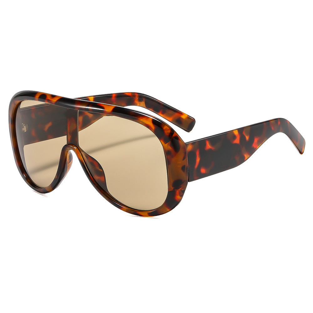 Sporty Protective Shield Sunglasses Bowlift