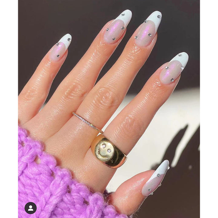 Glamorous Stiletto Press-On Nails with Rhinestone Accents Bowlift