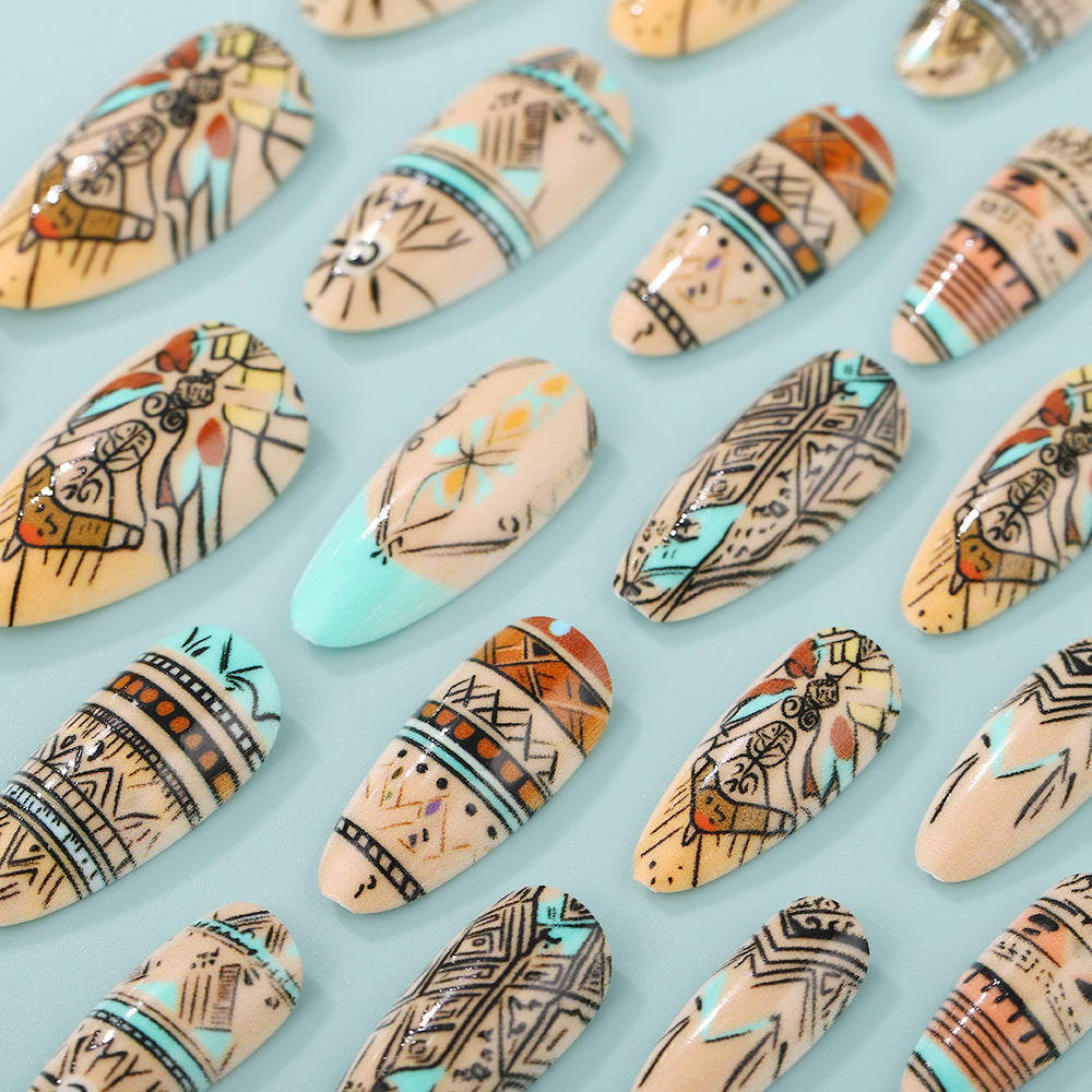 Artificial nails with exotic tribal design Bowlift