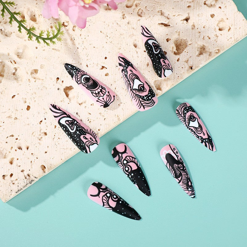 Art nails with artistic motifs Bowlift