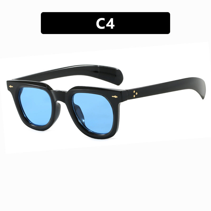 Women's stylish sunglasses in trendy design with elegant frame Bowlift