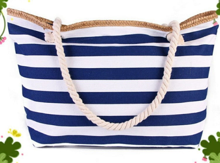 Beach bag with maritime stripe design Bowlift