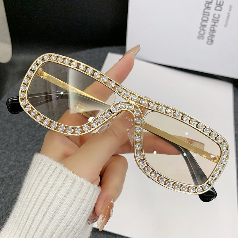 Ladies Glamorous Sunglasses with Sparkling Crystal Accents Bowlift