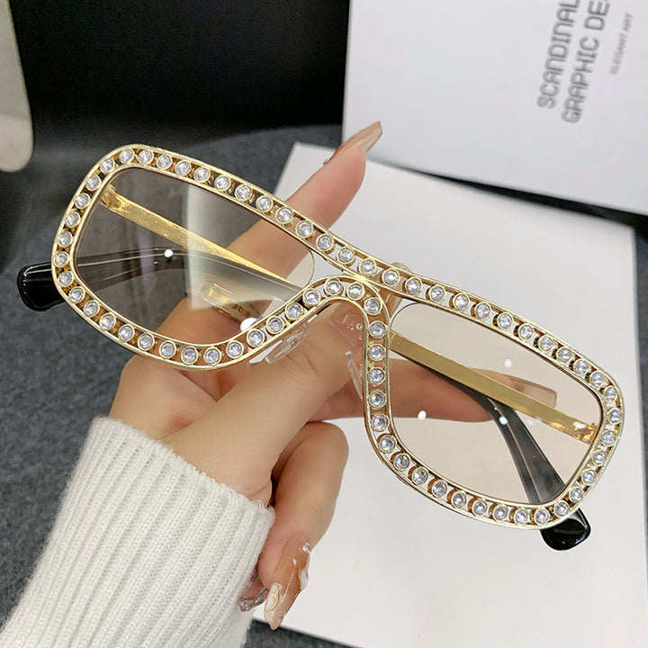 Ladies Glamorous Sunglasses with Sparkling Crystal Accents Bowlift