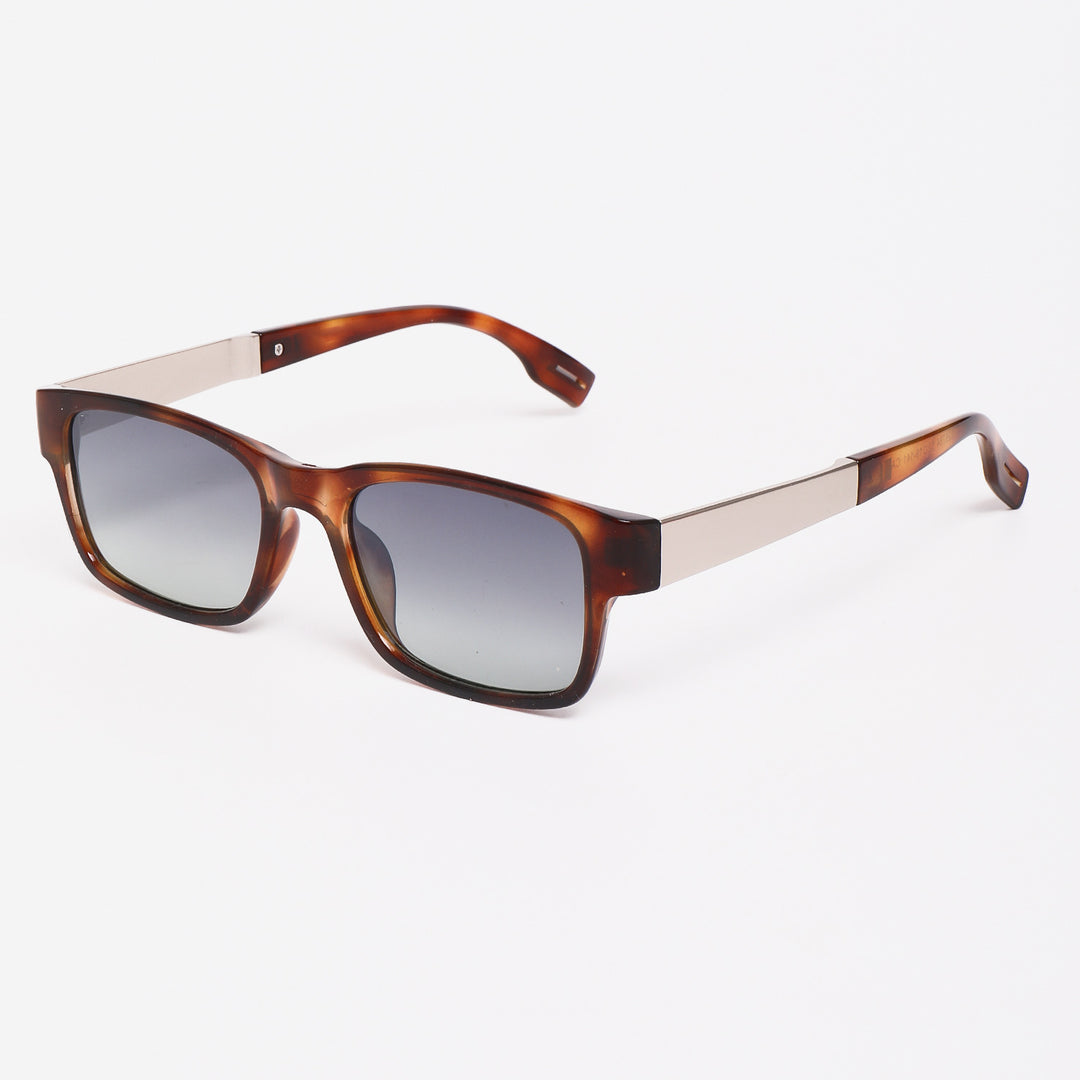 Ladies stylish sunglasses with blacked-out frame and polarizing lenses Bowlift