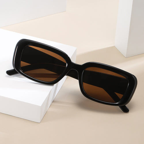 Women stylish sunglasses in trendy retro design Bowlift