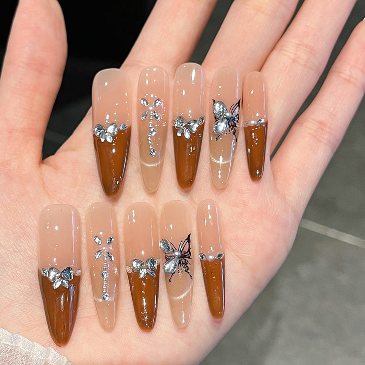 Stylish Stiletto Press-On Nail Extensions Bowlift