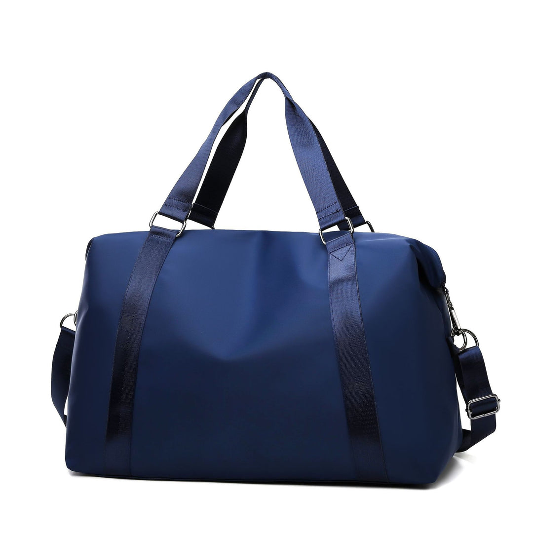 Sporty Duffel Bag with Robust and Water-Repellent Material Bowlift