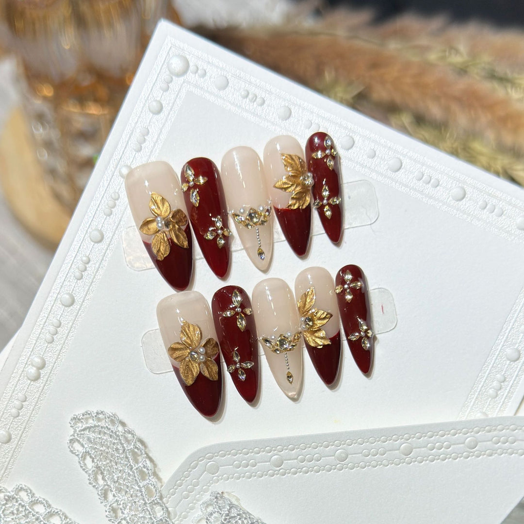 Glamourous Decorative Stiletto Nail Art Kit Bowlift