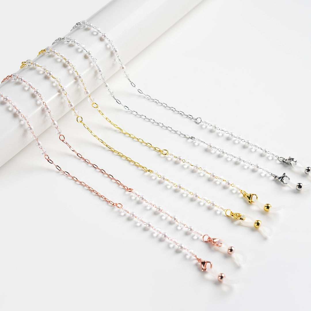 Elegant Pearl-Accented Eyewear Chain Bowlift