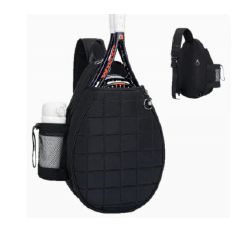 Sporty racket bag with integrated bottle and compartments Bowlift