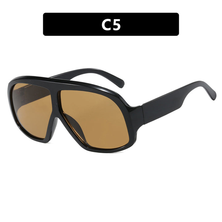 Ladies oversized sunglasses in fashionable tortoiseshell pattern Bowlift