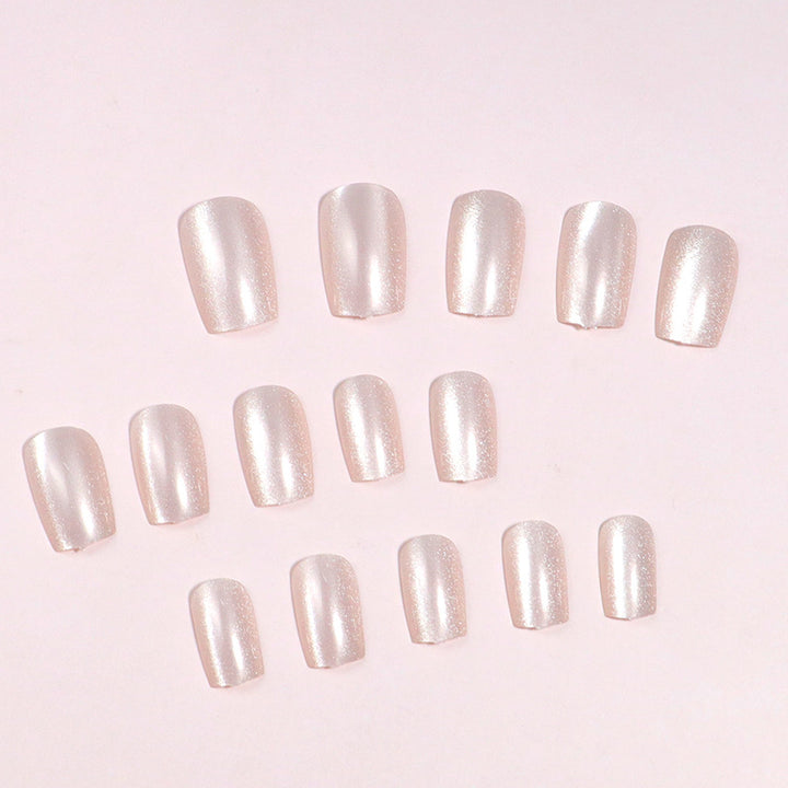 Beautifying Press-On Nail Set Bowlift