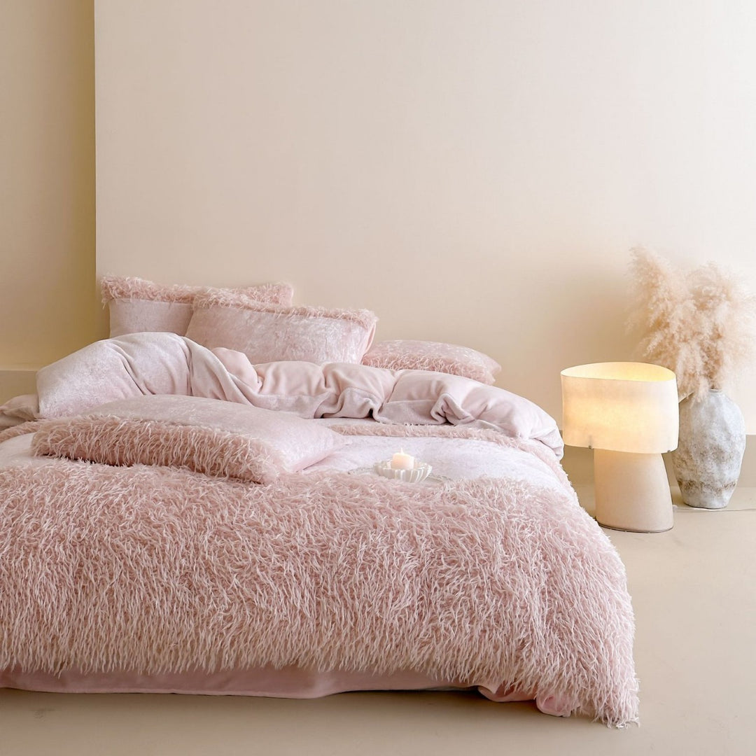 Fluffy bedding set with long pile plush surface and satin back