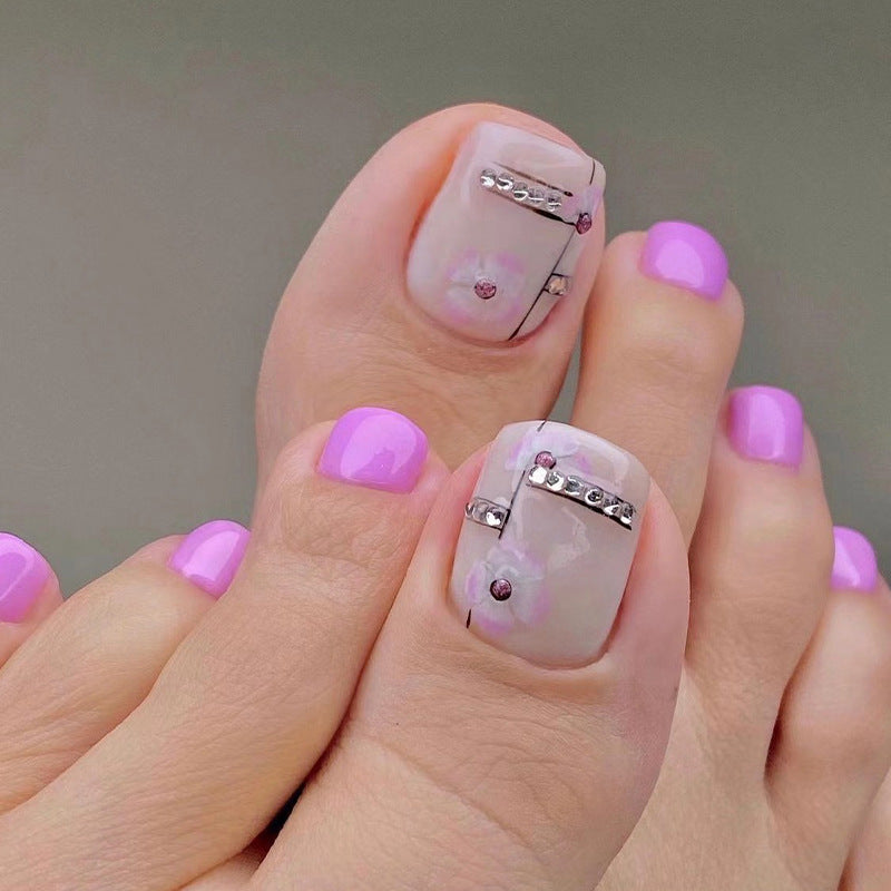 Artful toenail art with glitter accents Bowlift