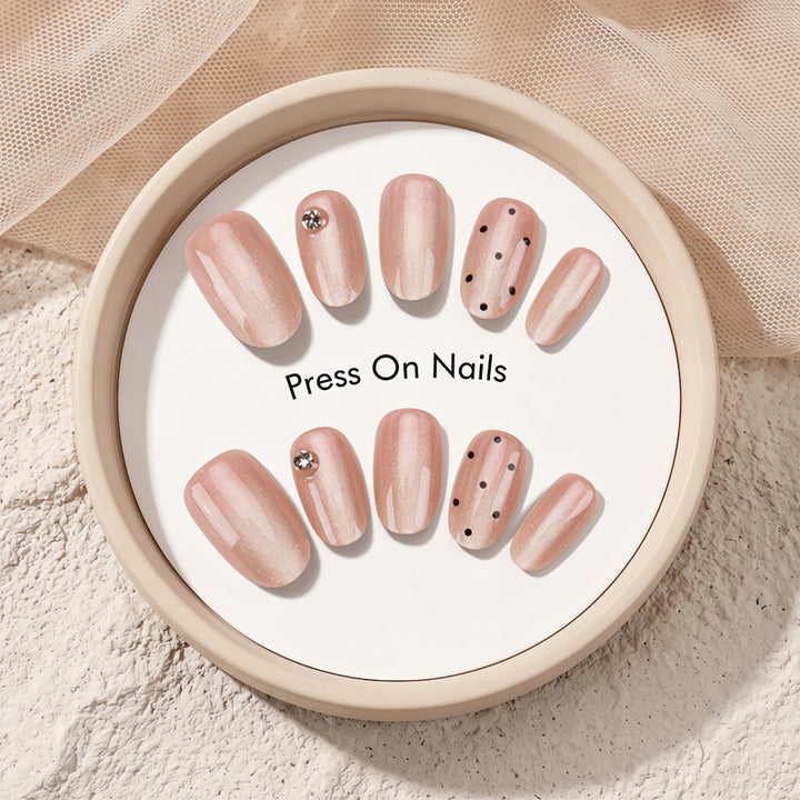 Elegant Glittery Press-On Nails Bowlift
