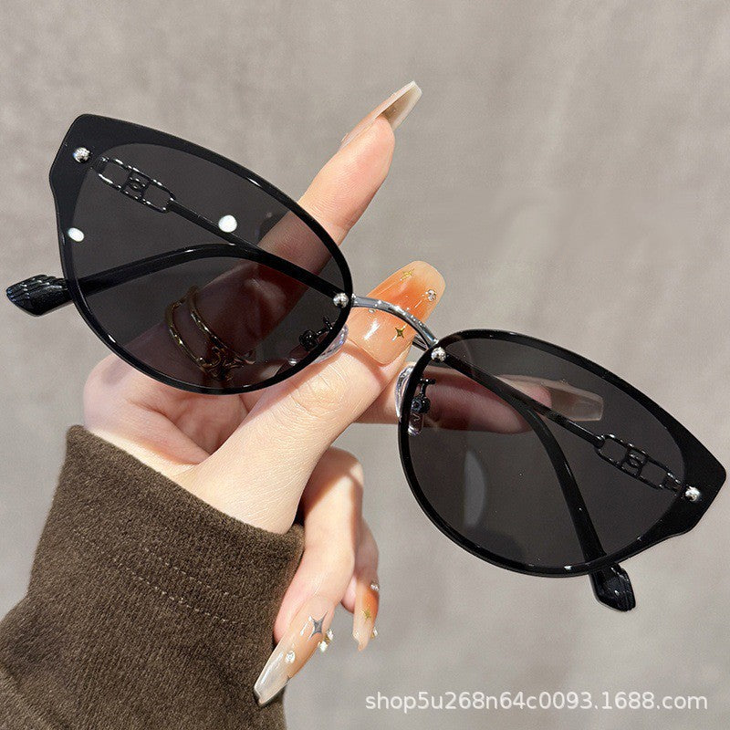 Stylish Cat Eye Sunglasses