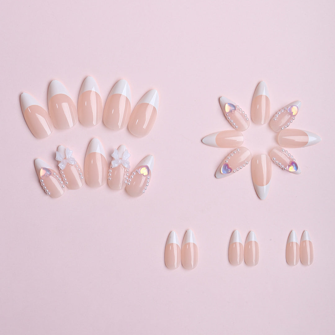 Artistic Fingernails with 3D Decoration Bowlift