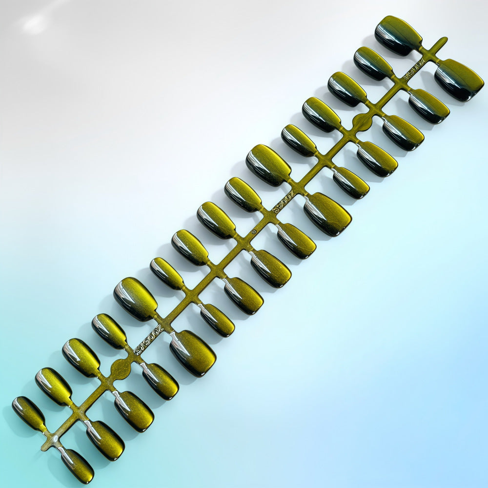 Artificial nails in luxurious gradient Bowlift