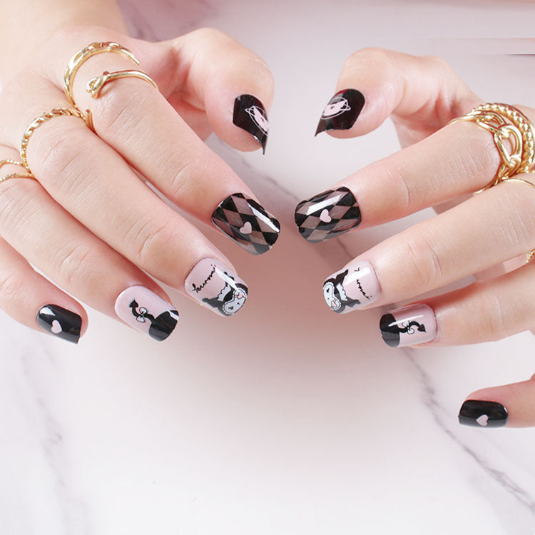 Premium artificial nail set with creative black and white designs Bowlift