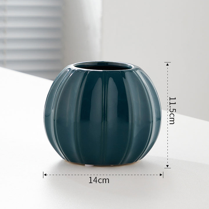 Decorative ceramic vase with modern ribbed design Bowlift
