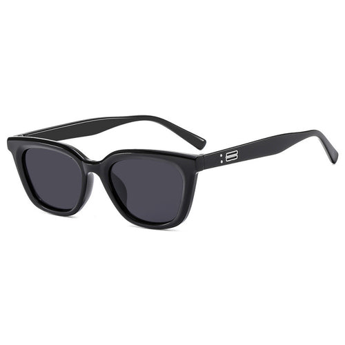 Ladies Cat-Eye Sunglasses with modern, slightly curved frame Bowlift