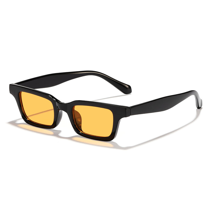 Women's stylish sunglasses in urban design Bowlift