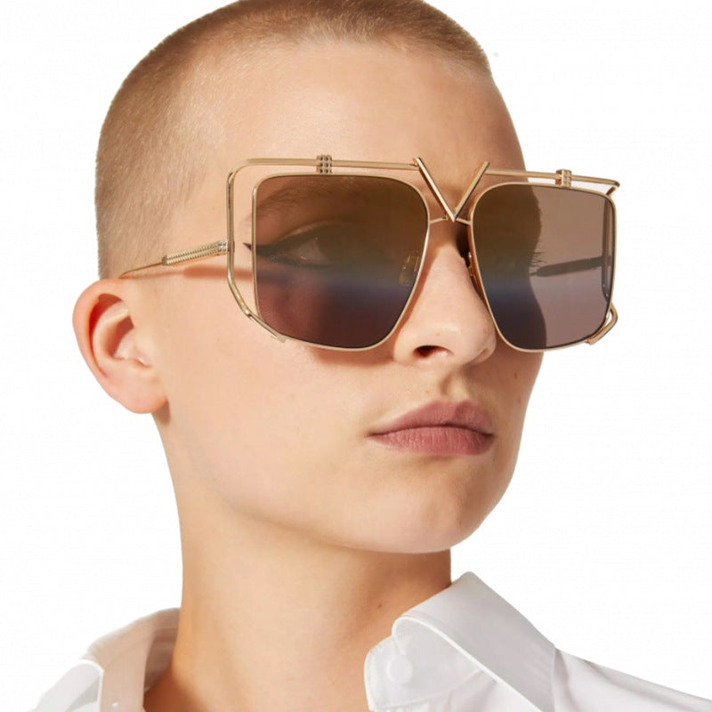 Women's futuristic oversized sunglasses with unique geometric frame Bowlift