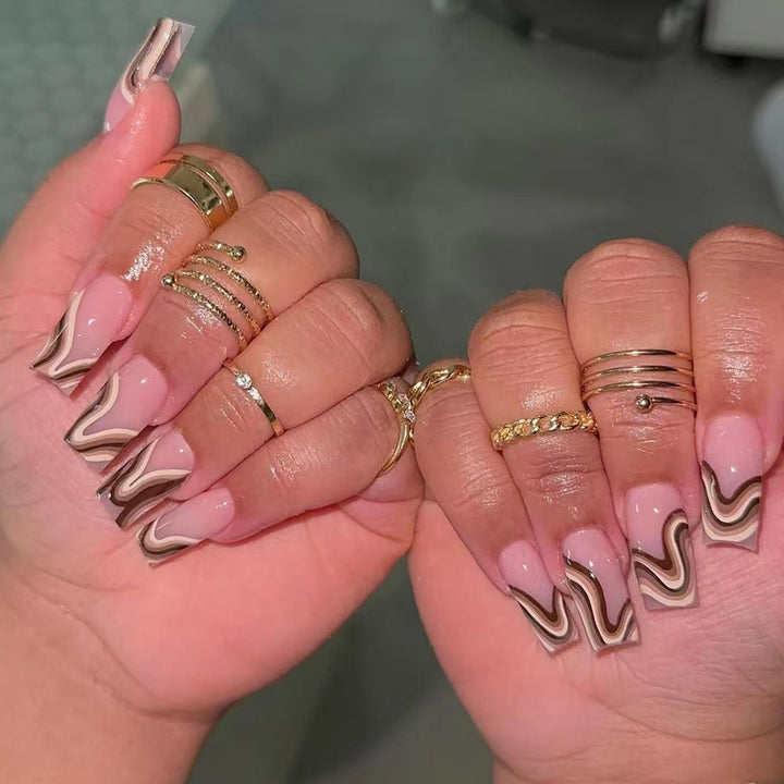 Artful Gel Nails with Elegant Wave Design Bowlift