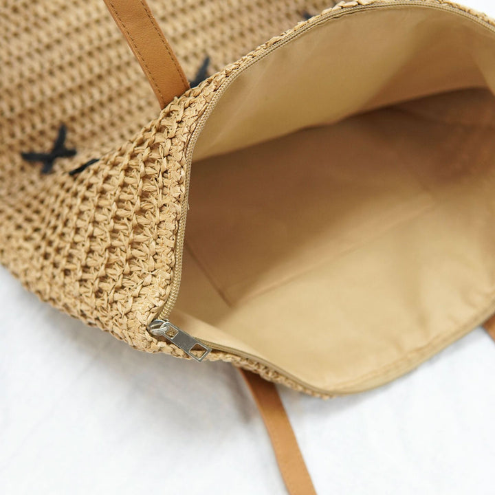 Trendy large beach bag with original bow appliqués Bowlift