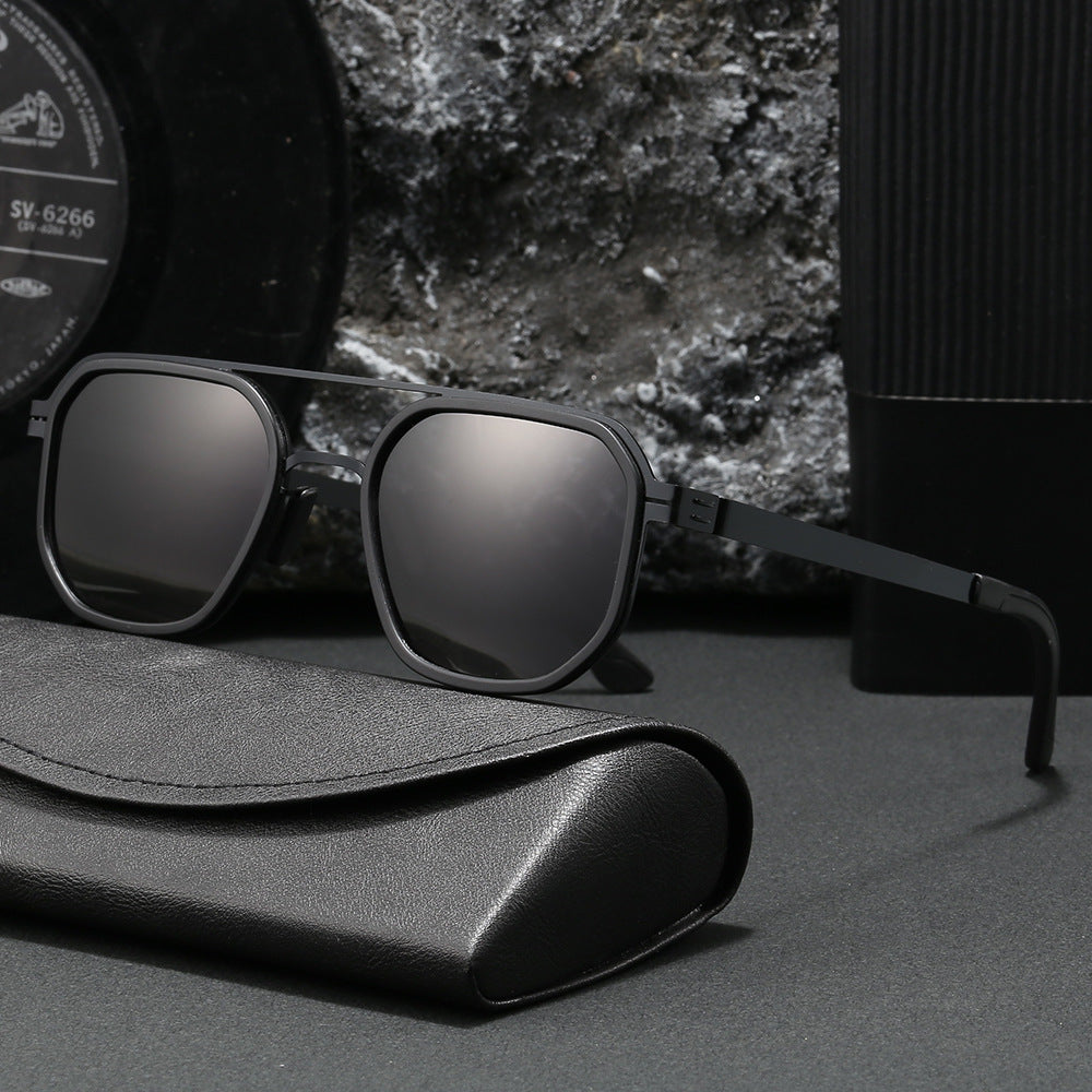 Ladies fashionable sunglasses in modern stylish design Bowlift