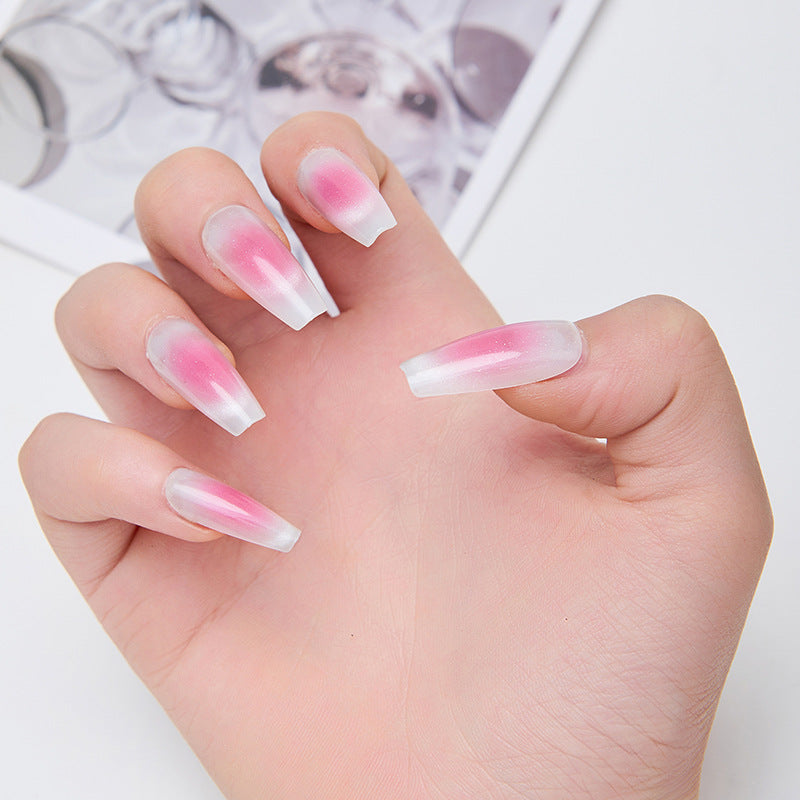 Artificial nails with soft ombre effect Bowlift
