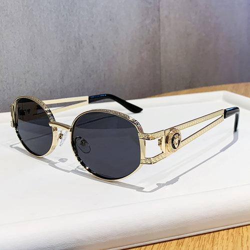 Ladies elegant sunglasses with luxurious frame and delicate design Bowlift