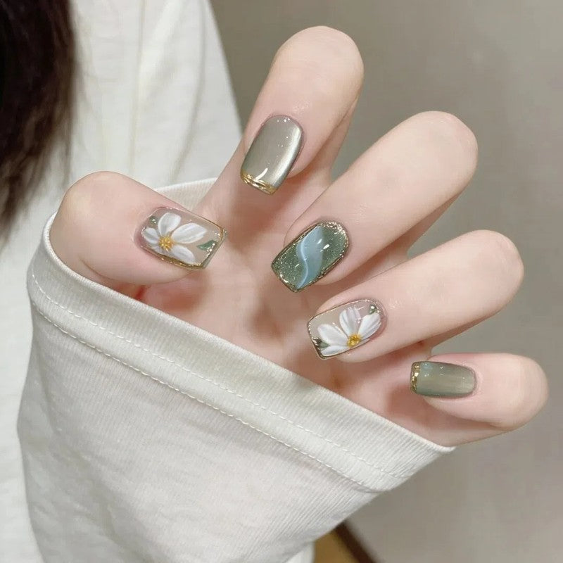 Decorative Crystal-Embellished Press-On Nails Bowlift