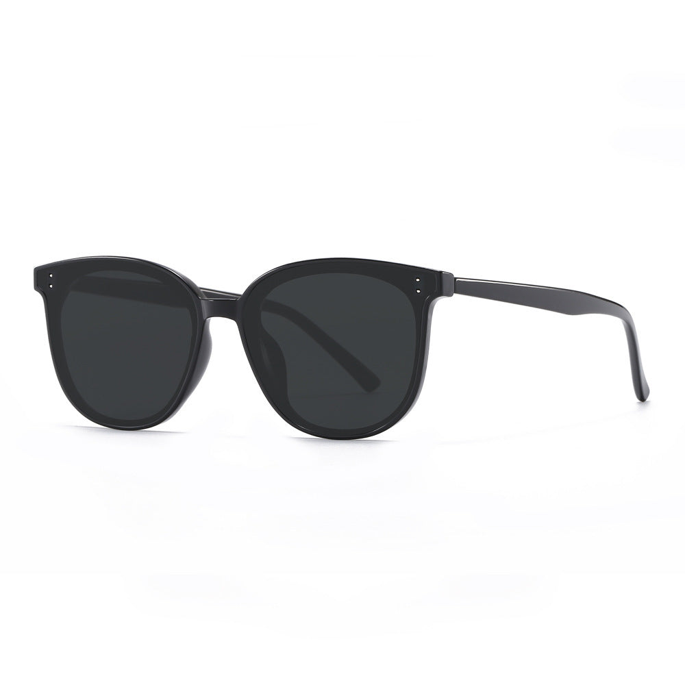 Women's stylish square sunglasses with sturdy frame and UV protection Bowlift
