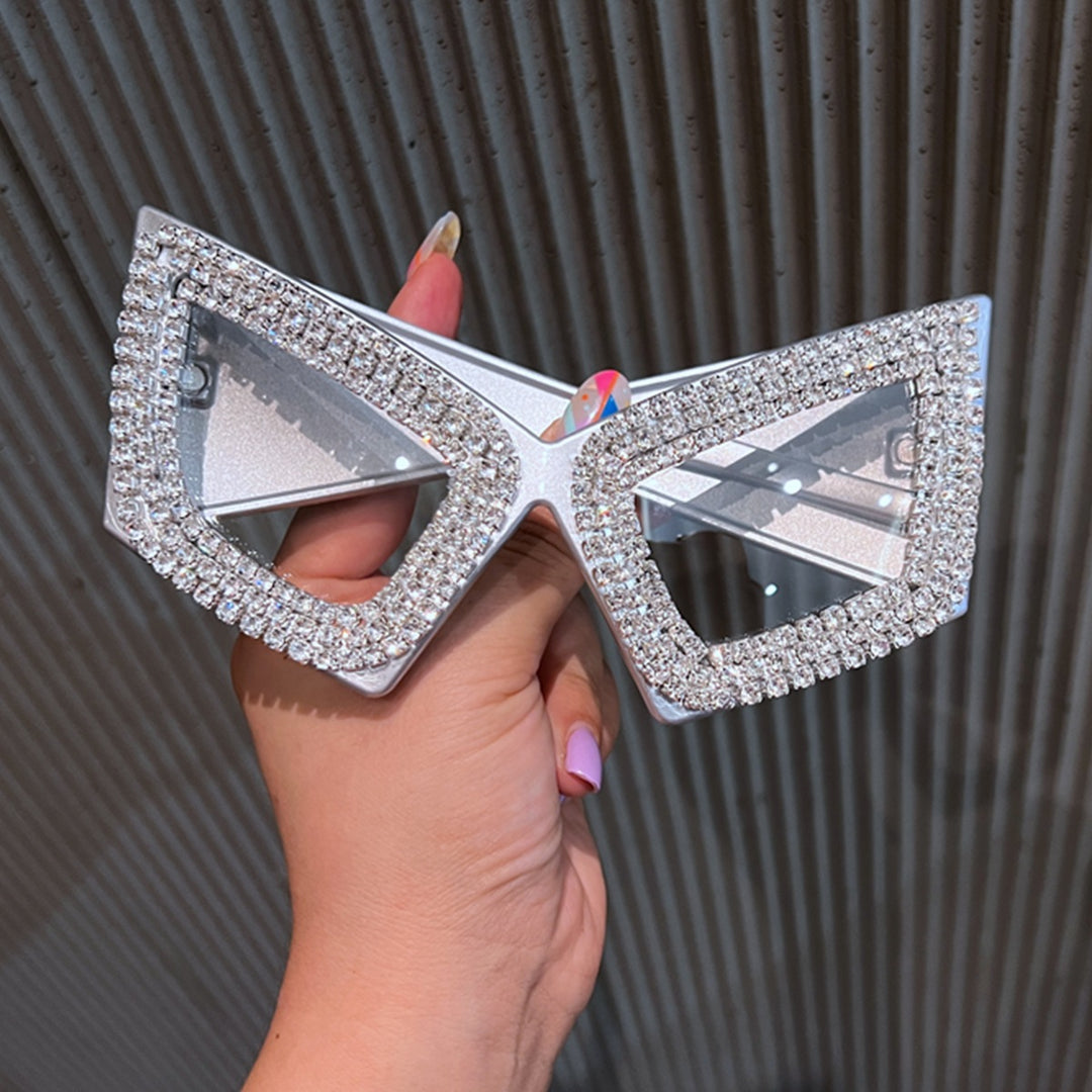 Women's cat-eye sunglasses with rhinestone embellished frame Bowlift