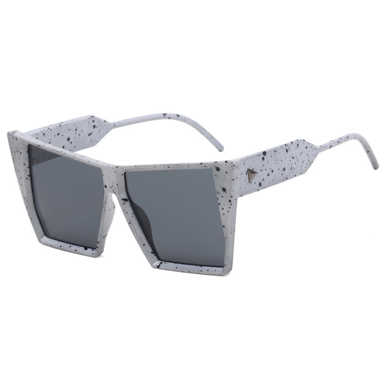 Women's geometric sunglasses with innovative lenses Bowlift