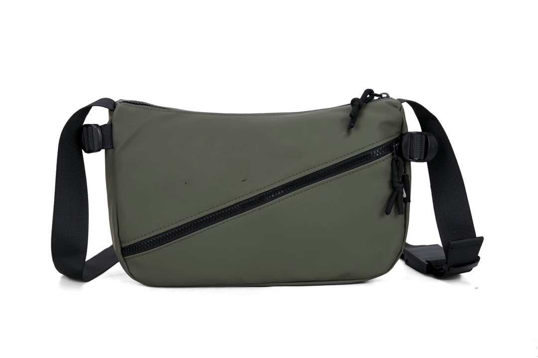 Stylish shoulder bag with adjustable shoulder strap and multifunctionally designed interior Bowlift
