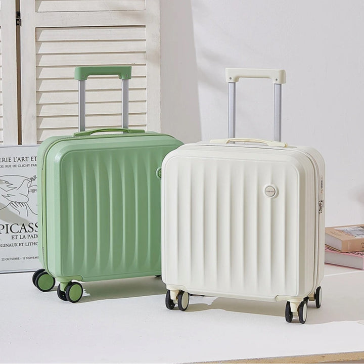 Women's Lightweight Hard-Shell Carry-On Luggage Bowlift