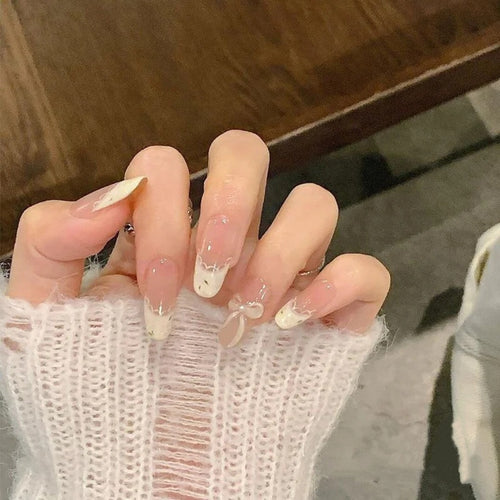 Elegant Press-On Nail Decoration Bowlift