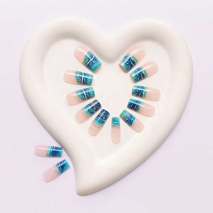 Nail art with creative ocean waves design Bowlift