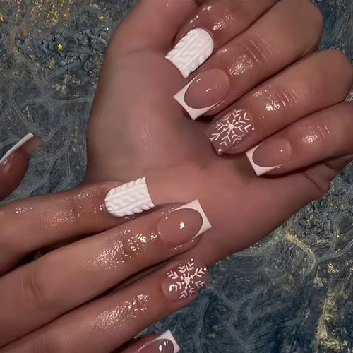 Winter-Themed Nail Art Design Bowlift