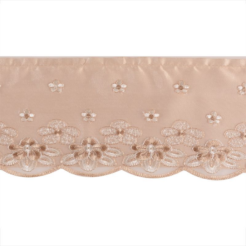 Elegant and Playful Lace Blouse Bowlift