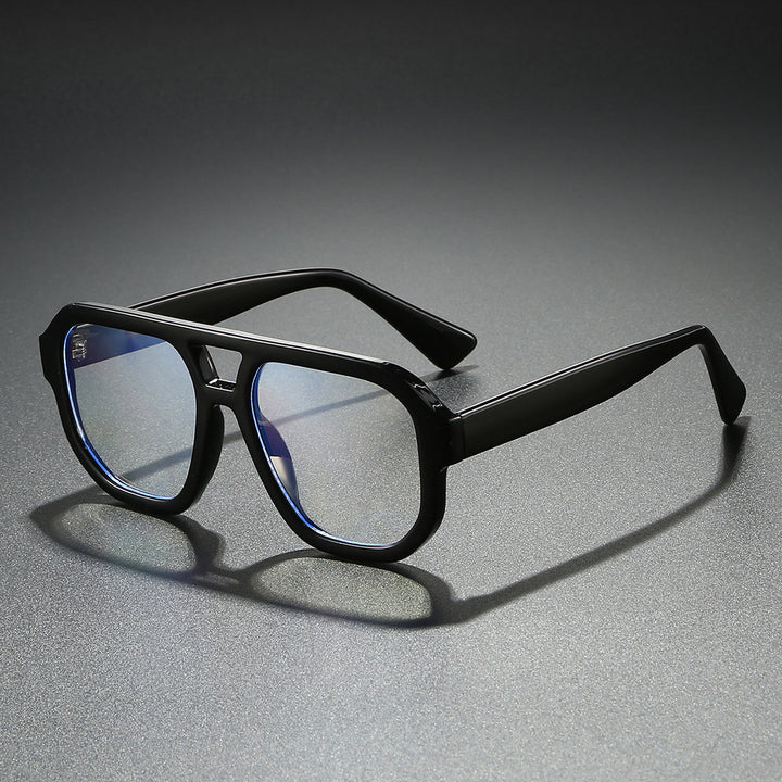 Women's sunglasses in a modern urban design with a broad rim Bowlift