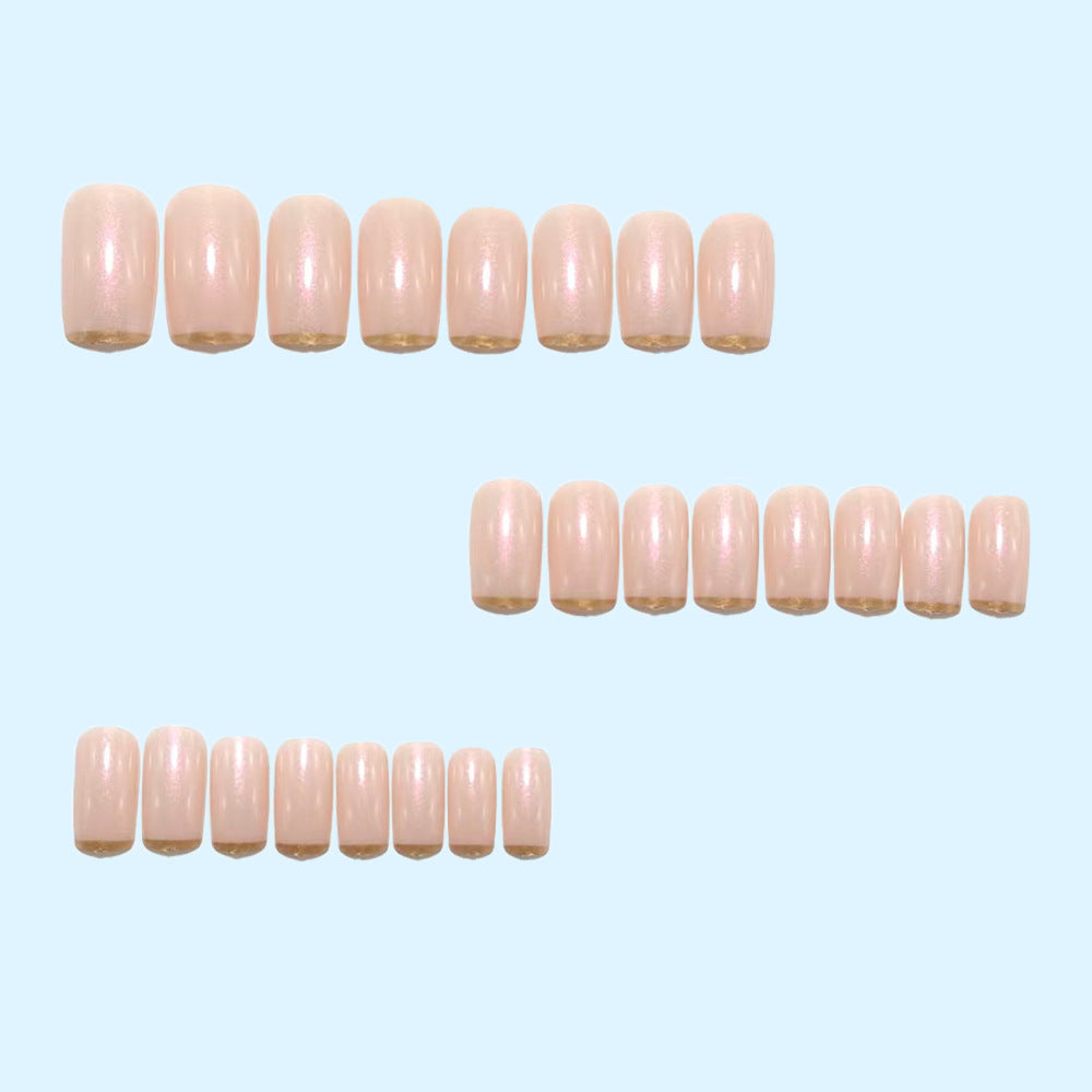 Artificial nails with elegant golden French tip Bowlift