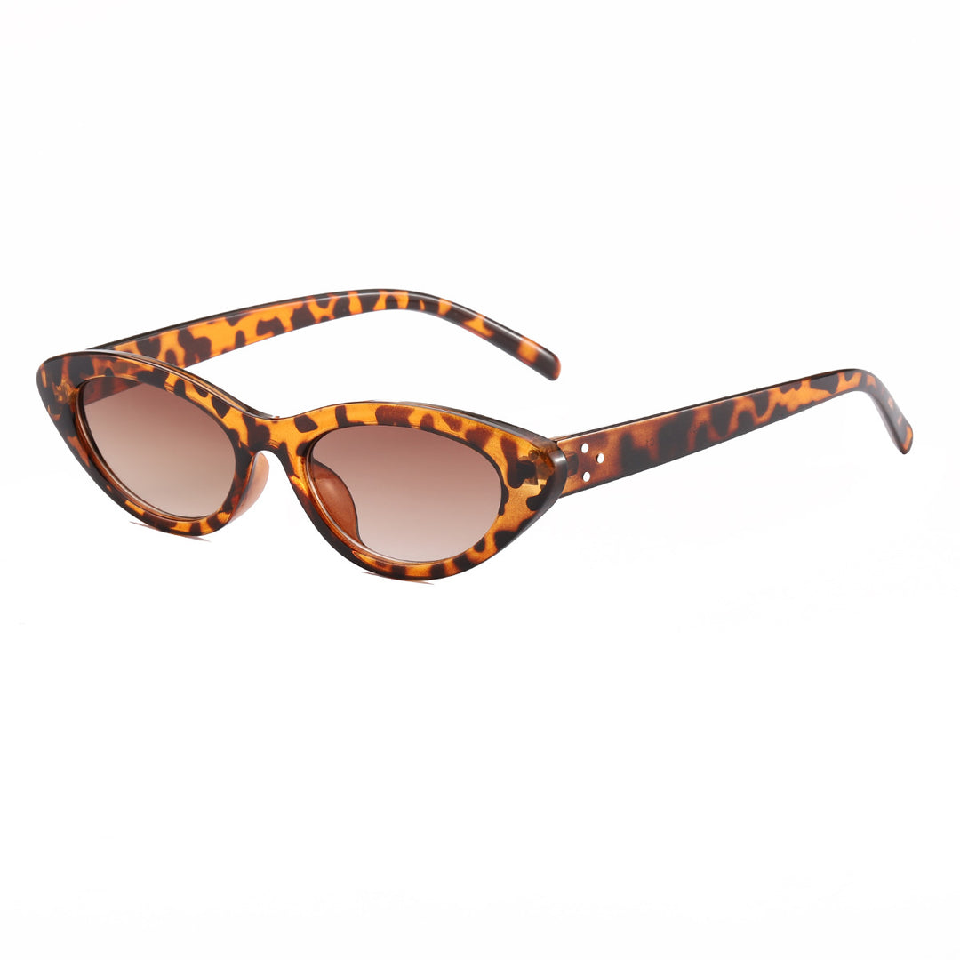 Ladies Cat-Eye Sunglasses in Elegant Leo Design Bowlift