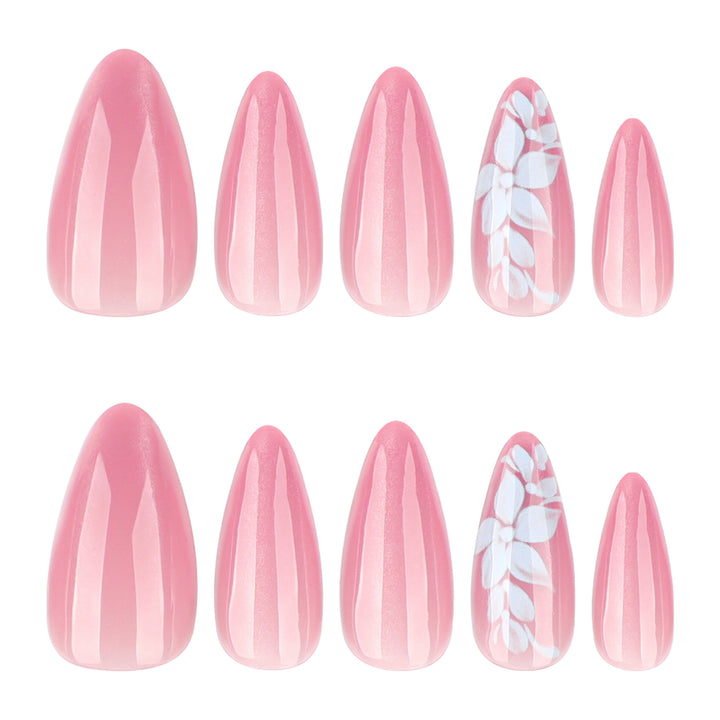 Luxurious artificial nails Bowlift