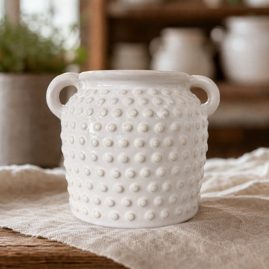 Elegant ceramic container with patterns Bowlift